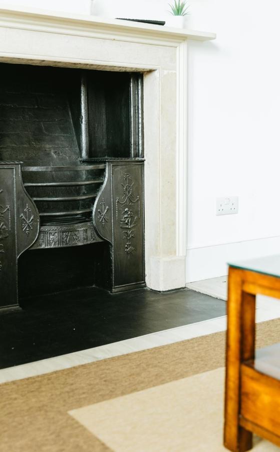 Luxury 1 Bed Flat, Spectacular Views Of Bath Apartman Kültér fotó