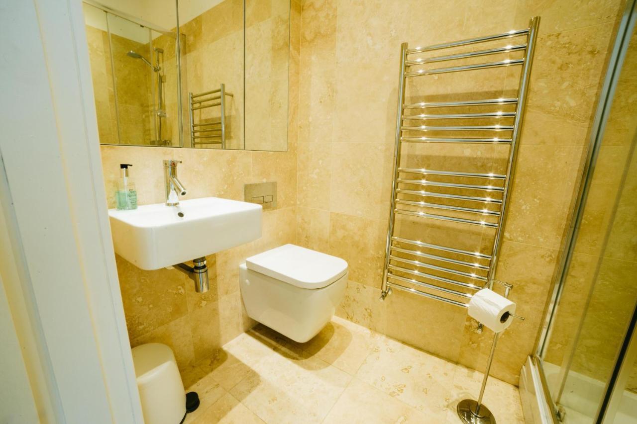 Luxury 1 Bed Flat, Spectacular Views Of Bath Apartman Kültér fotó